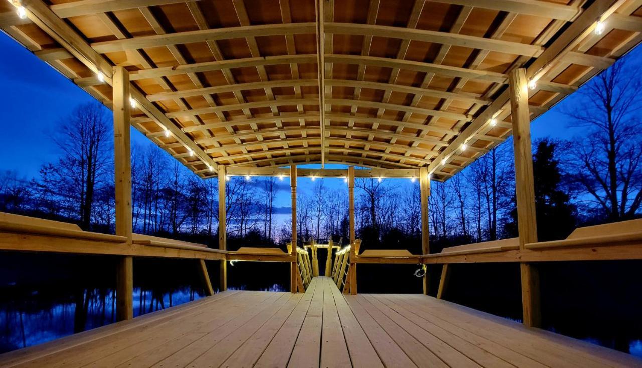 Shire Suite At White Lotus Eco Spa Retreat Stanardsville Exterior foto